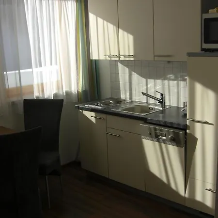 Hotel Garni Ragaz 3*