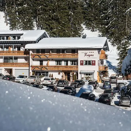 Hotel Garni Ragaz 3*